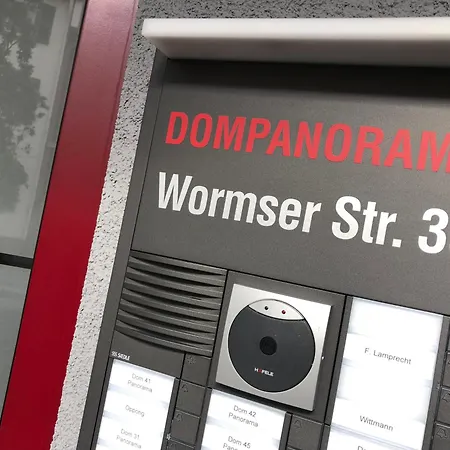 Dompanorama Der Weisse Pfau Fuer 2-4pers