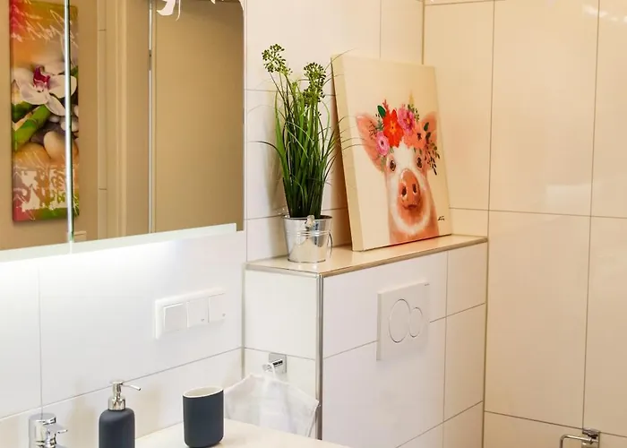 Dompanorama Der Weisse Pfau Fuer 2-4pers * שפייר