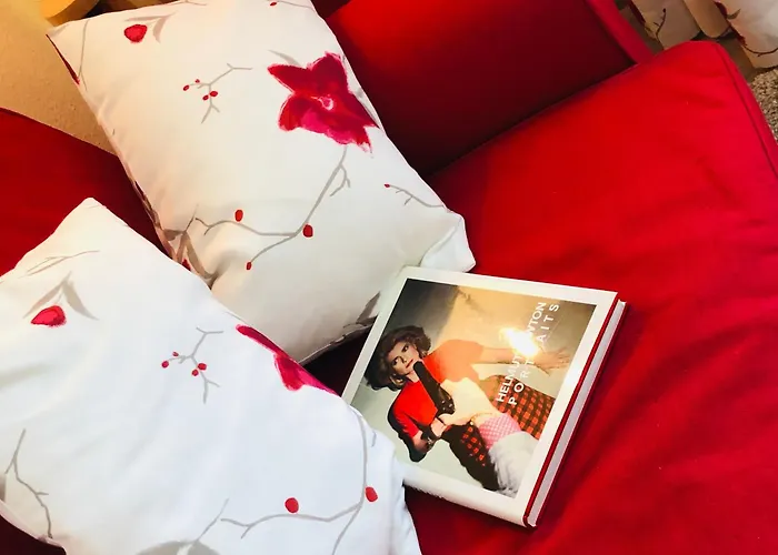 Dompanorama Der Weisse Pfau Fuer 2-4pers דירה שפייר