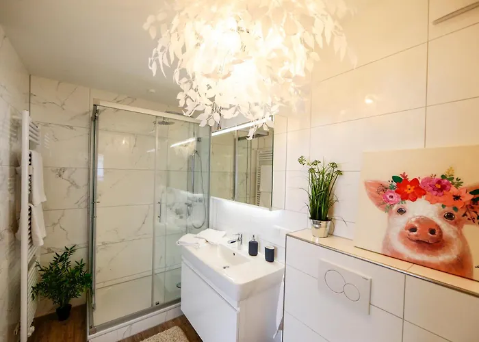 Dompanorama Der Weisse Pfau Fuer 2-4pers דירה *