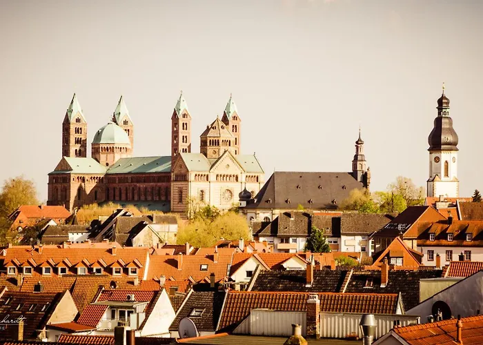 アパート Dompanorama Der Weisse Pfau Fuer 2-4pers スパイヤー